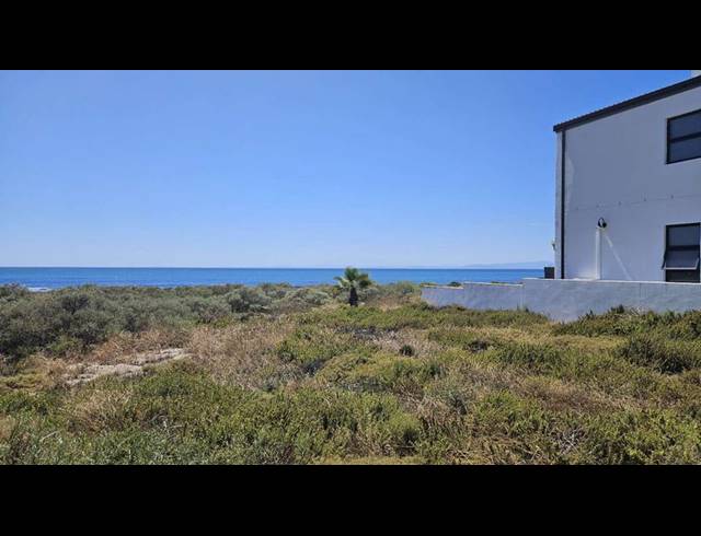 LAND FOR SALE IN SANDY POINT